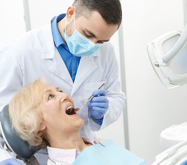 Servicios Dentales Adultos y Pediátricos